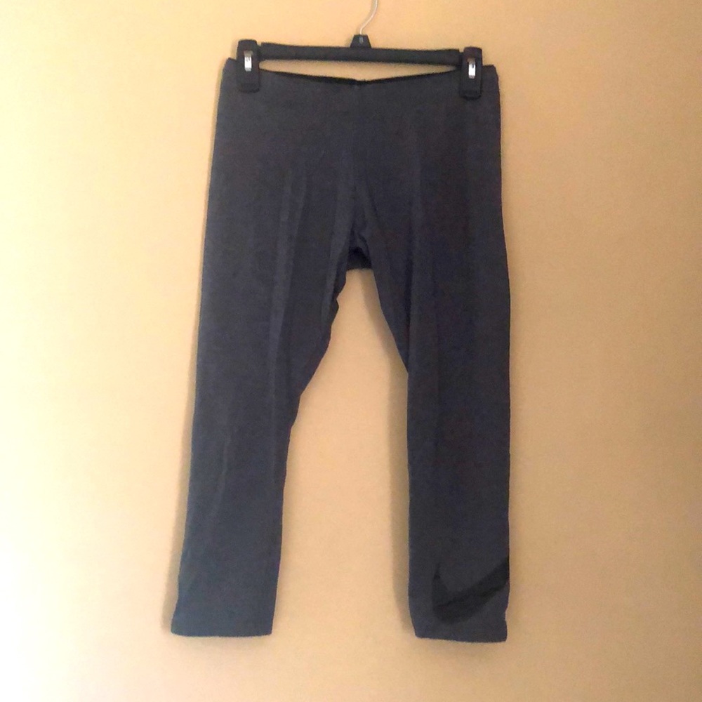 Gray Nike Capri pants